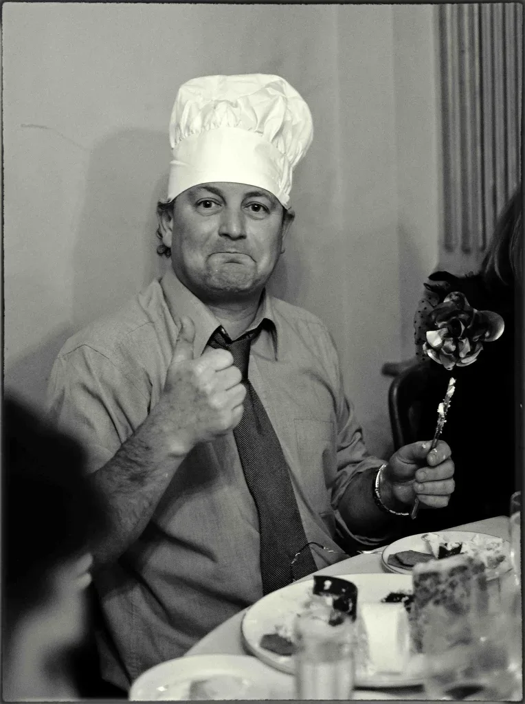 Photographer Orchardleigh House: a man in a chef's hat holding a spoon.